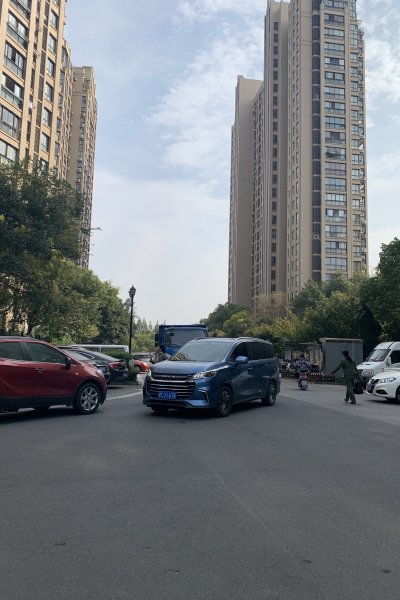 保利葉上海 一期公寓住宅 優(yōu)點(diǎn) 不足,保利葉上海 一期公寓住宅 怎么樣,保利葉上海 一期公寓住宅 周邊房產(chǎn)中介經(jīng)紀(jì)人評價(jià)